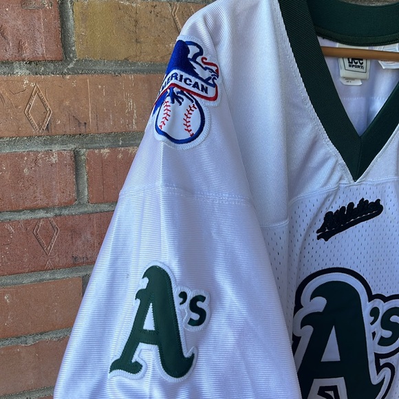 Vintage Oakland A’s Jersey / MLB / 90s / Genuine Merchandise - Picture 4 of 8